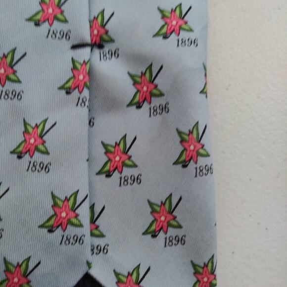 Vineyard Vines Golf Floral Stylish Silk Blue and Yellow Patterned Neckties - Picture 6 of 13